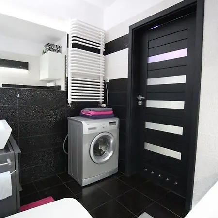 Rainbow 2 Apartment