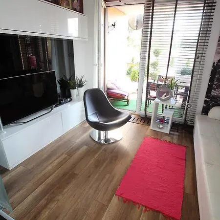 Apartment Rainbow 2 *
