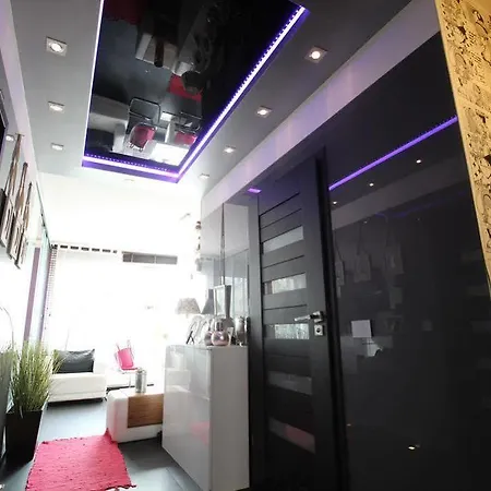 Apartment Rainbow 2 *