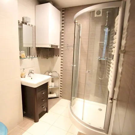 Apartment Rainbow 2 *
