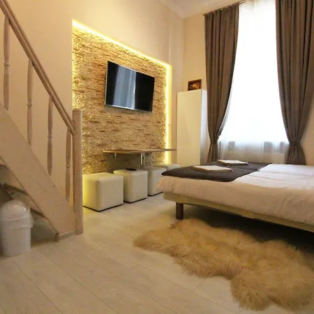 Apartman Rainbow 2 *