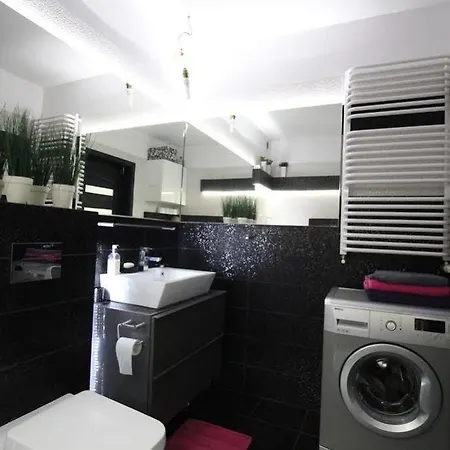 Rainbow 2 Apartman *